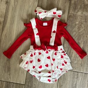 Valentine’s Day heart ♥️ baby girl bubble romper 12-18months
